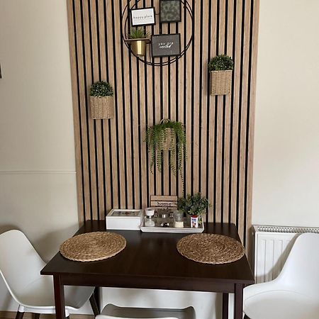 Takacs Vendeghaz 2 Apartment Sopron Bagian luar foto