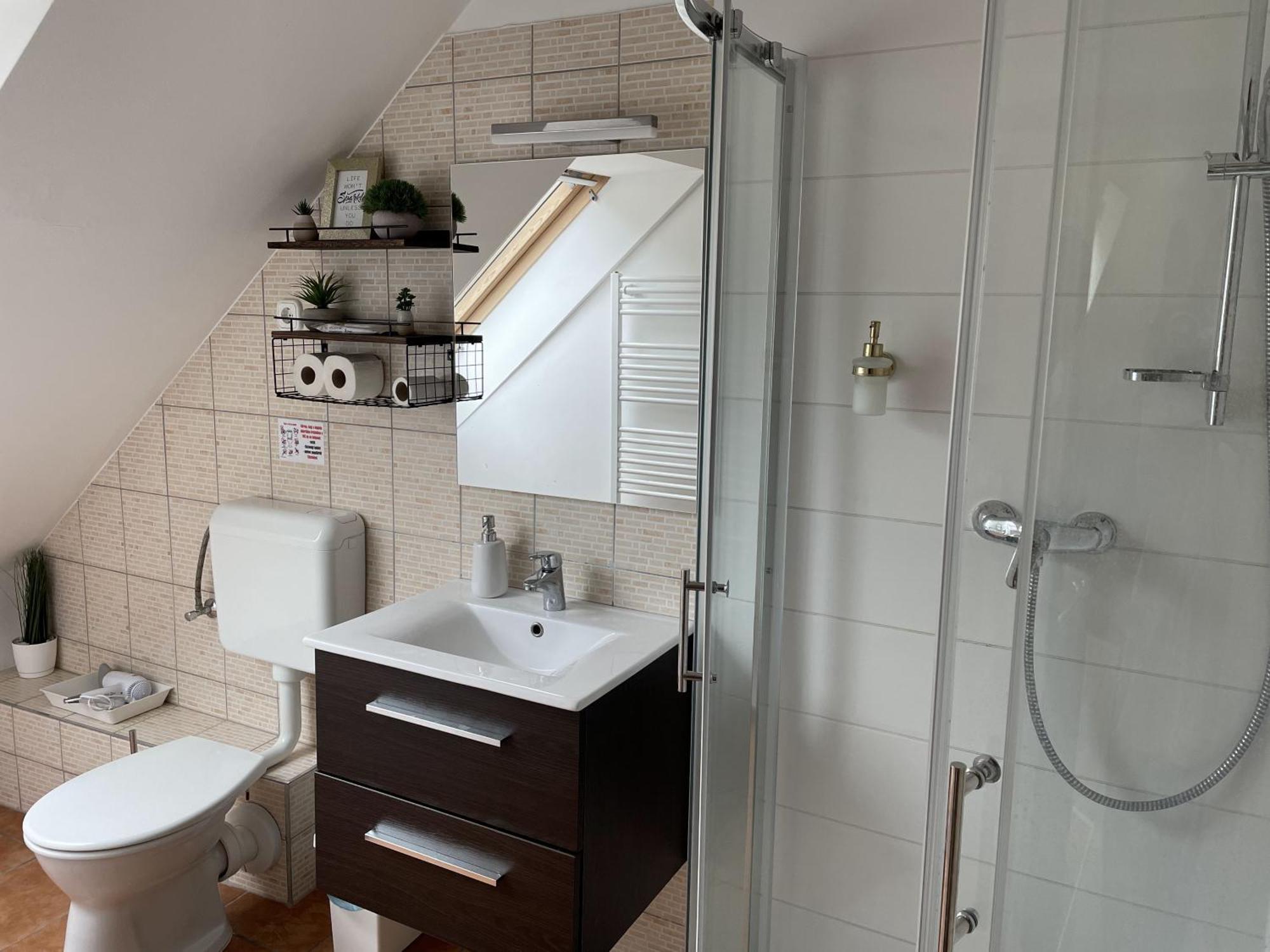 Takacs Vendeghaz 2 Apartment Sopron Bagian luar foto