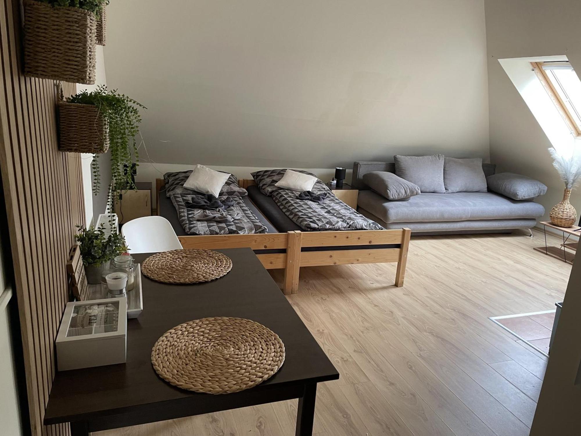 Takacs Vendeghaz 2 Apartment Sopron Bagian luar foto