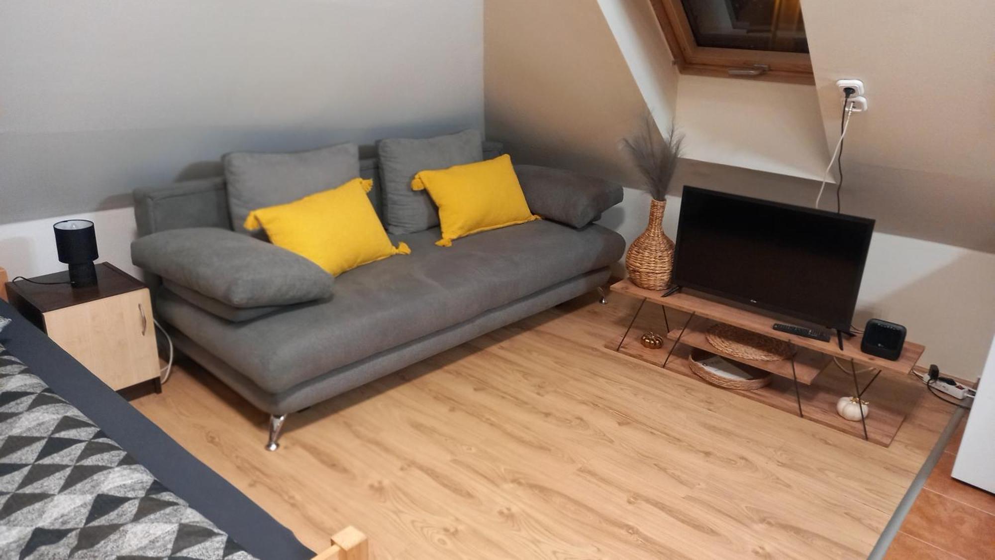 Takacs Vendeghaz 2 Apartment Sopron Bagian luar foto